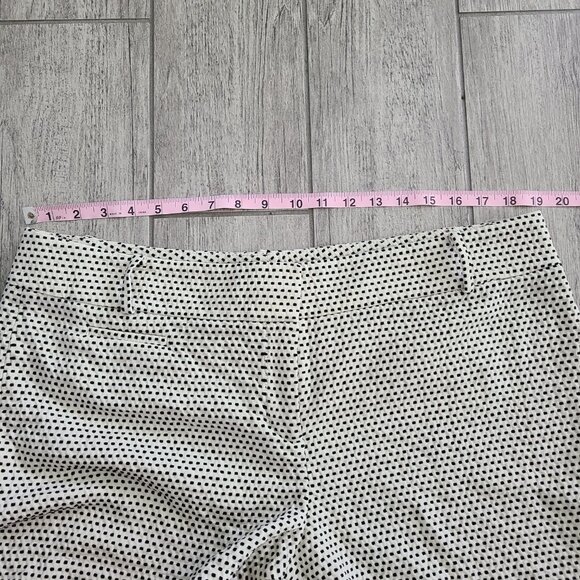 Ann Taylor LOFT women's off white cream and black design shorts size 14 - Picture 8 of 13